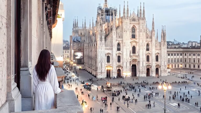 Milan, Italy: Top Places Tour & Stay at a Luxury Hotel near the Duomo (4K Vlog)